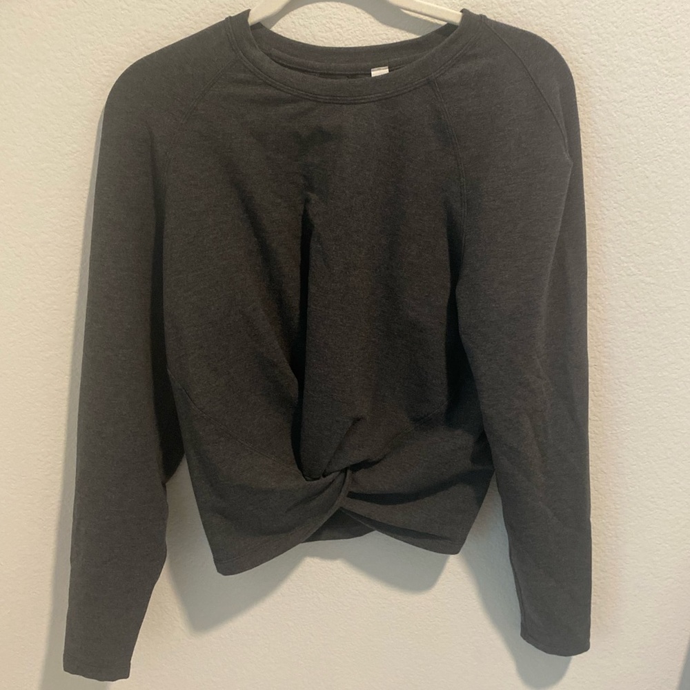 Lululemon twist front long sleeve